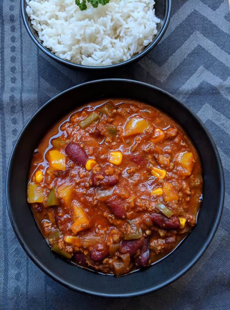 Einfaches Chili con Carne mit Reis - Schnelles Rezept - Instakoch.de