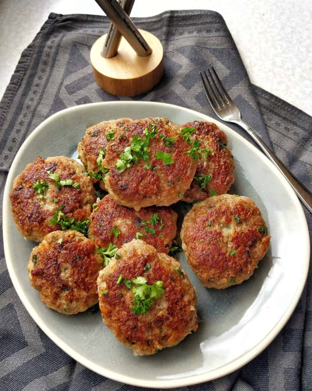 Knusprige Frikadellen Aus Dem Backofen - Frikadellen Rezepte So Werden ...