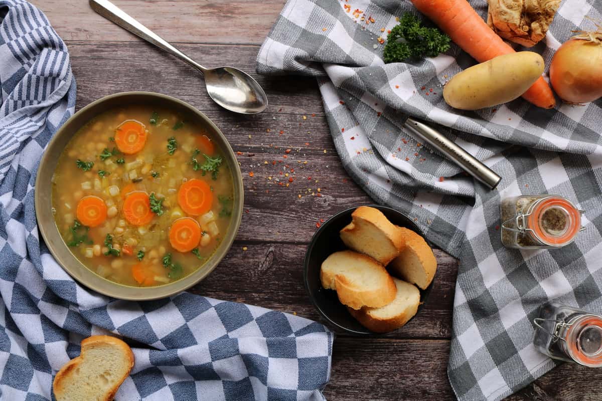 Weiße Bohnensuppe - Vegetarisch - Instakoch.de