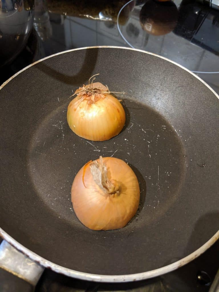 Klassische Hühnersuppe - Rezept - Instakoch.de