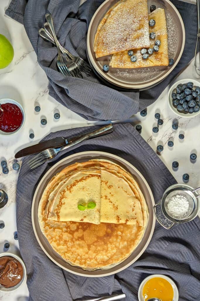 Einfaches Pfannkuchen Grundrezept für die ganze Familie - Schnell und ...