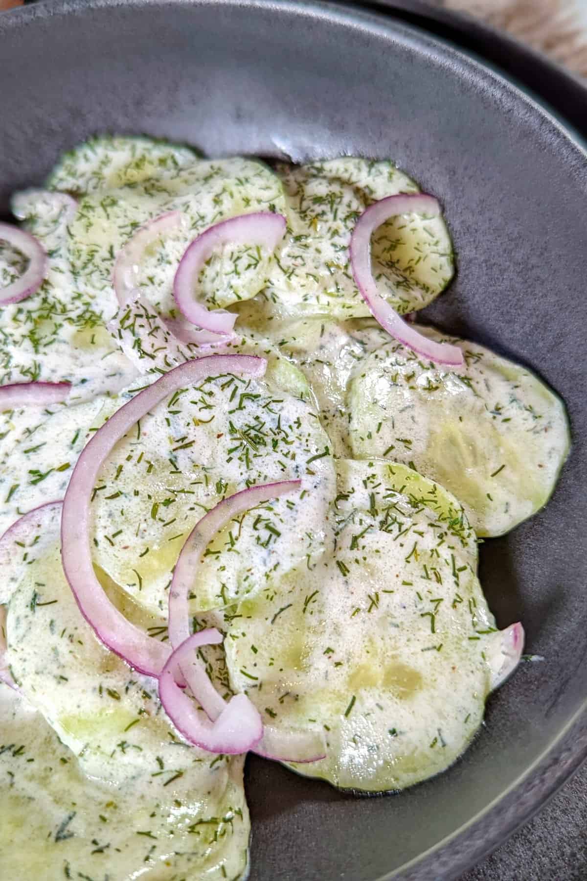 Low Carb Gurkensalat - Einfaches Rezept (2023) - Instakoch.de