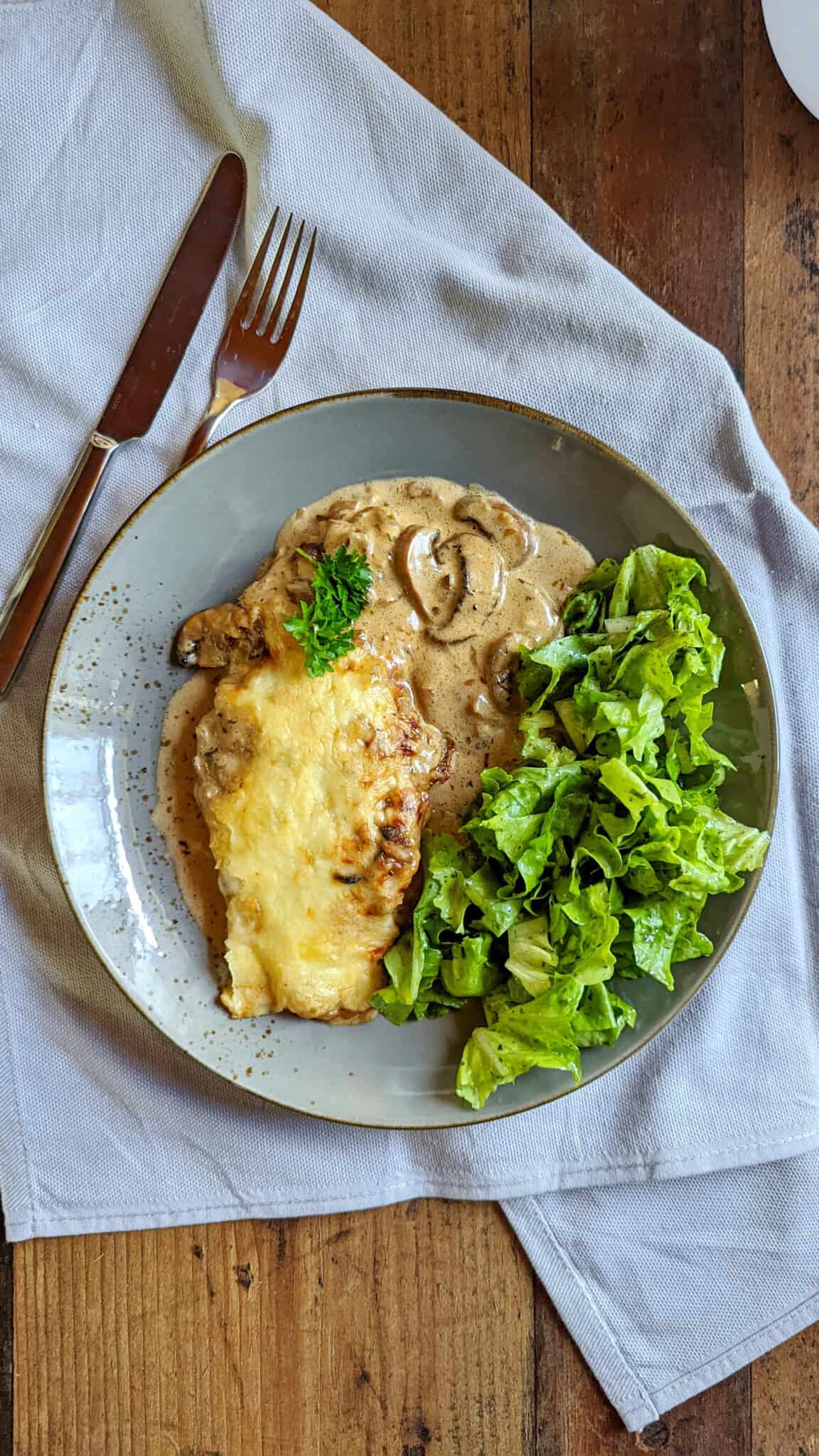 Schnitzelauflauf mit Champignonrahmsosse - Schnelles Rezept - Instakoch.de