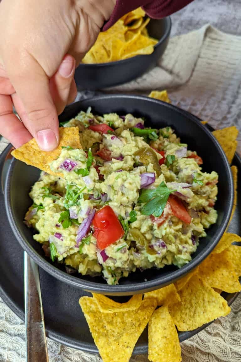 Die beste Guacamole - Einfaches Rezept - Instakoch.de