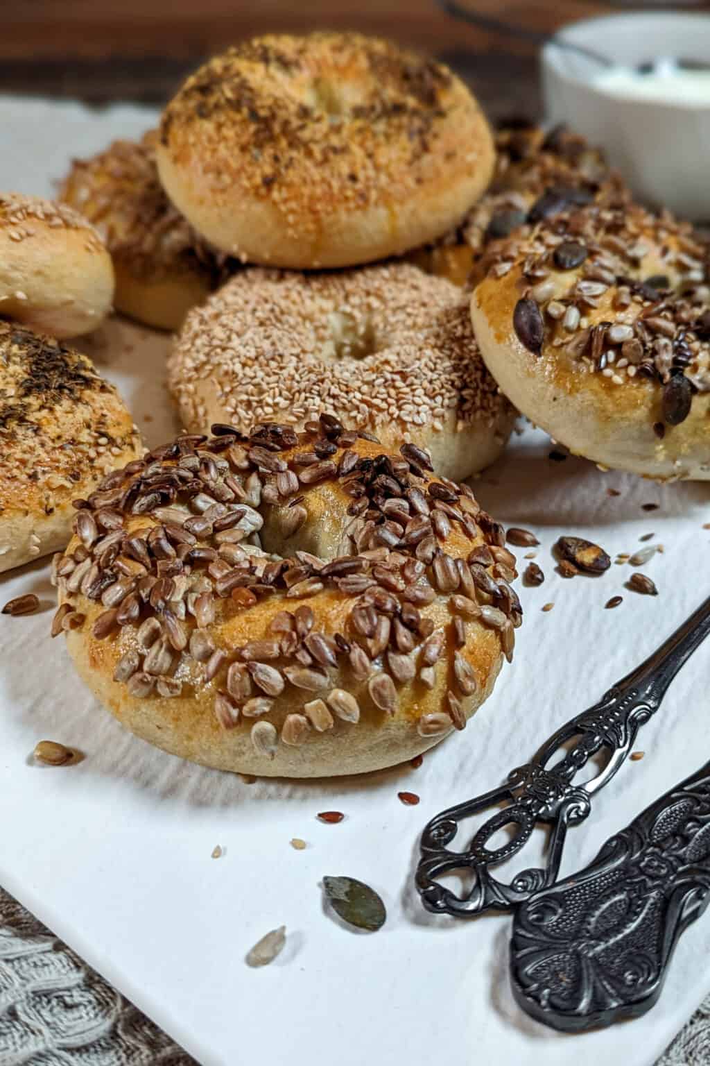 Einfaches Bagels Rezept aus nur 5 Zutaten - Instakoch.de